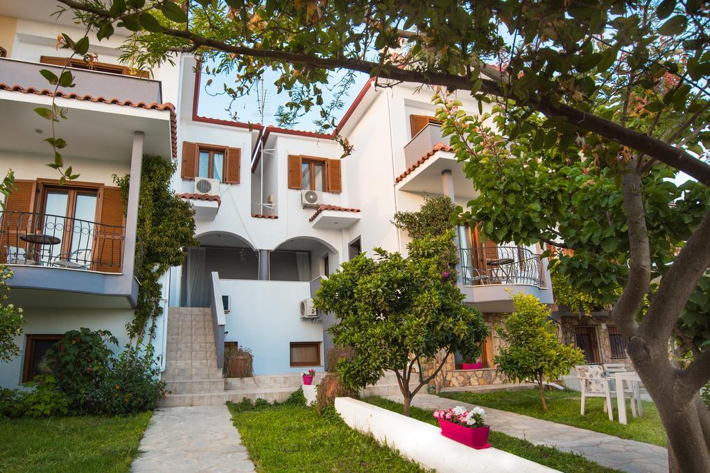Bouganvillia Homes Νικήτη Εξωτερικό φωτογραφία