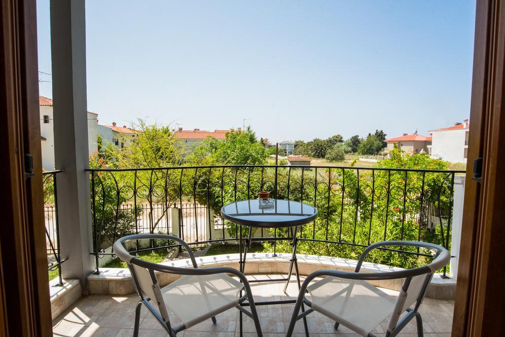 Bouganvillia Homes Νικήτη Εξωτερικό φωτογραφία