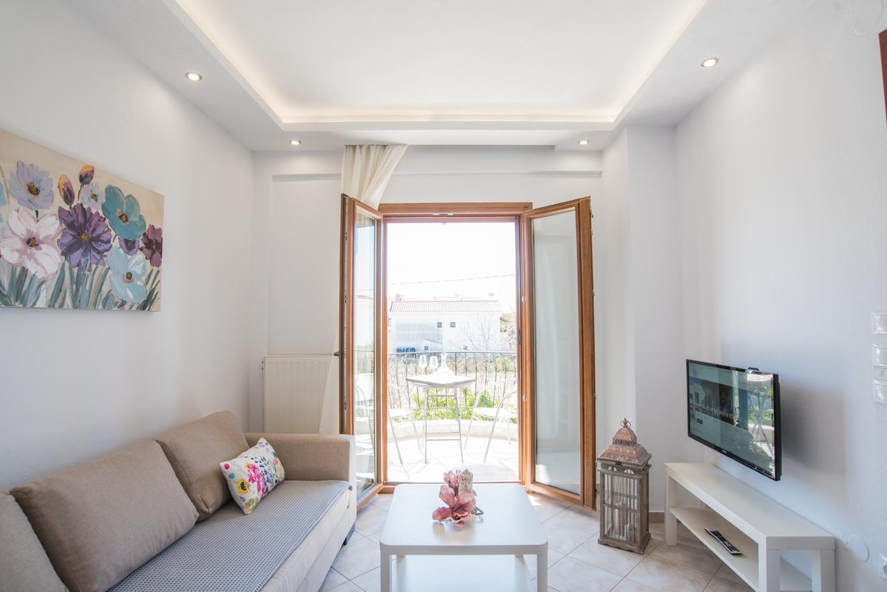 Bouganvillia Homes Νικήτη Εξωτερικό φωτογραφία